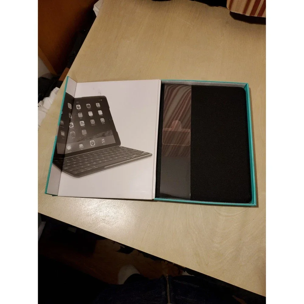 iPad Air 2 canvas keyboard case